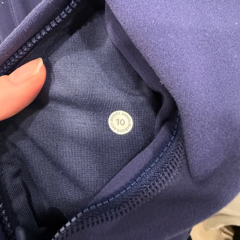 Lululemon Athletica Deep Blue Define Jacket with Hood - Picture 4 of 7